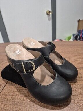 Like New! Dansko Martina Mary Jane Clogs